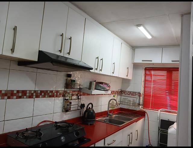 2 BEDROOM HOUSE FOR SALE IN MEREBANK EAST